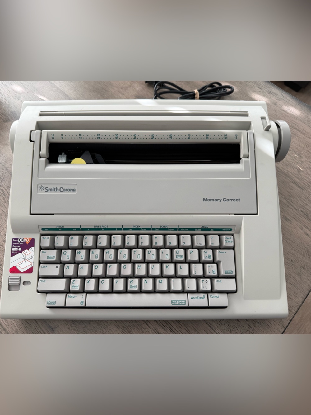 Smith-Corona Memory Correct Electric Typewriter Model NA1HH 120v Tested Working